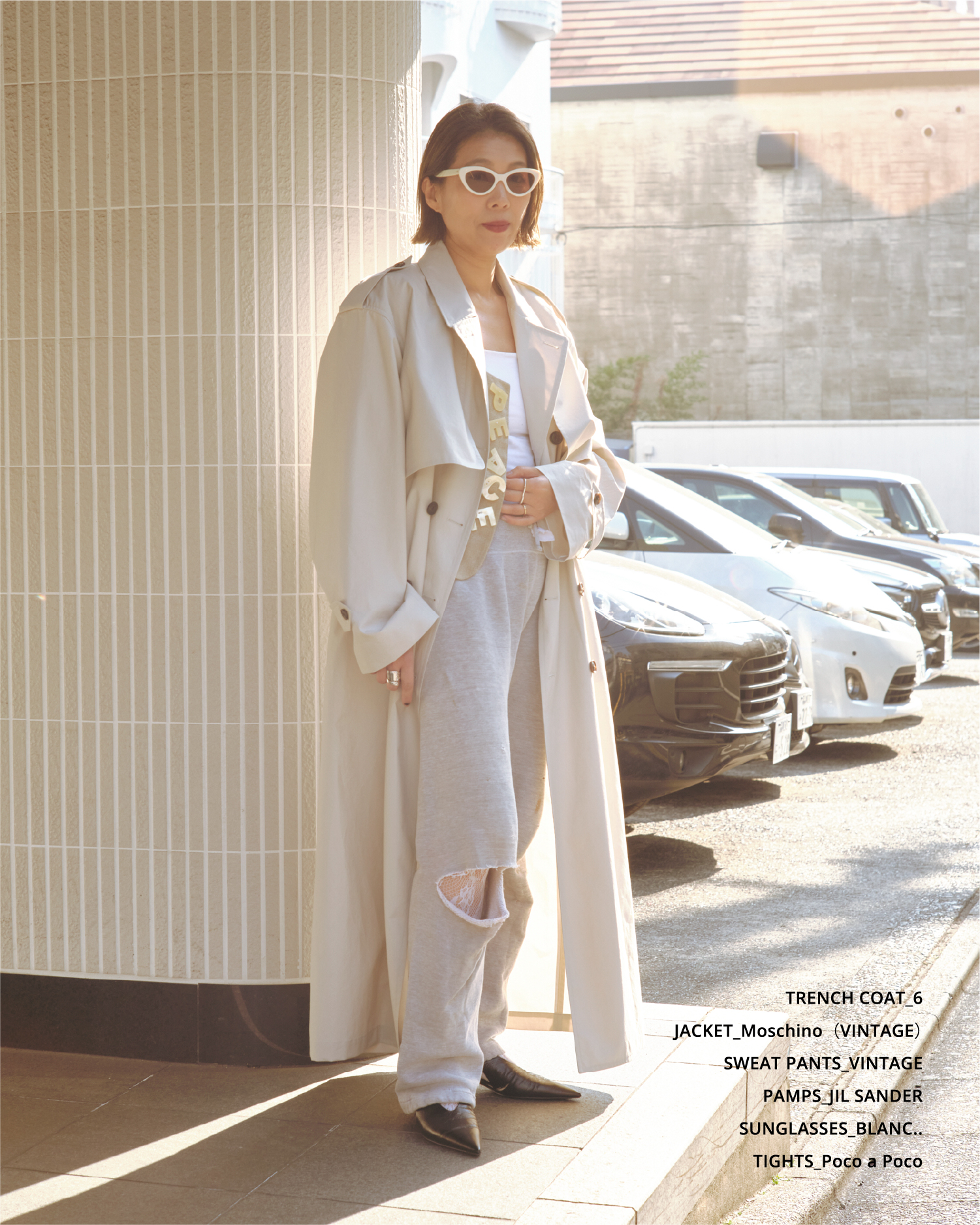 BLOUSE_Ray BEAMS CUT AND SEW_Marine Serre SWEAT PANTS_Ray BEAMS WESTERN BOOTS_Maison Margiela NECKLACE_Chrome Hearts PIERCE & RING_SASKIA DIEZ RING_Cartier